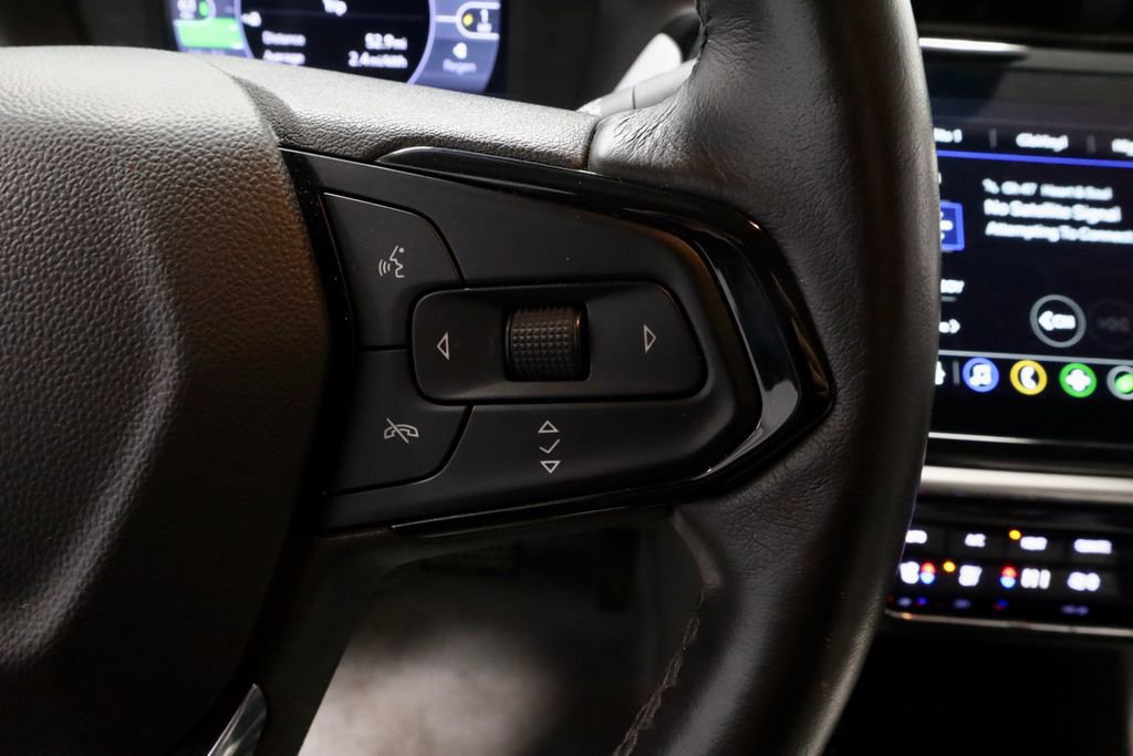 Used 2023 Chevrolet Bolt EUV Premier image 27