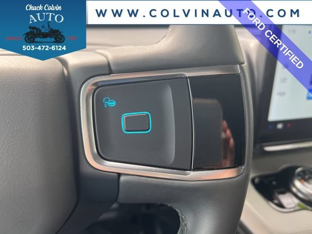 Certified 2025 Ford Expedition Active AWD/4WD image 21