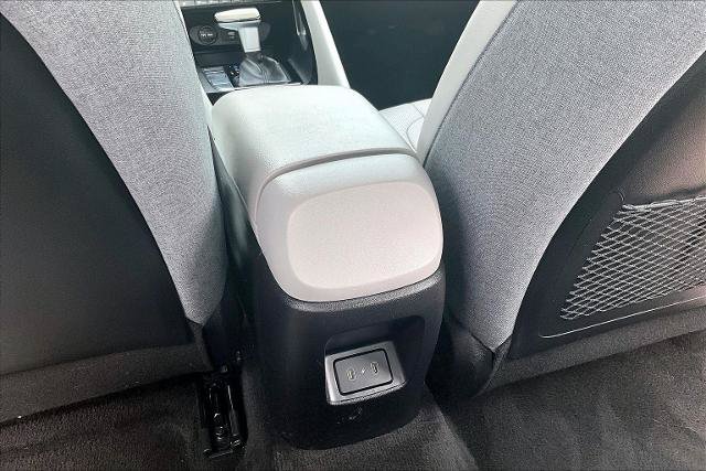 Used 2024 Hyundai Elantra Limited FWD image 33