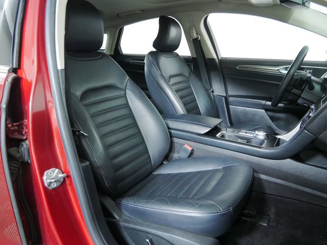 Certified 2017 Ford Fusion SE w/ Equipment Group 202A AWD/4WD image 12