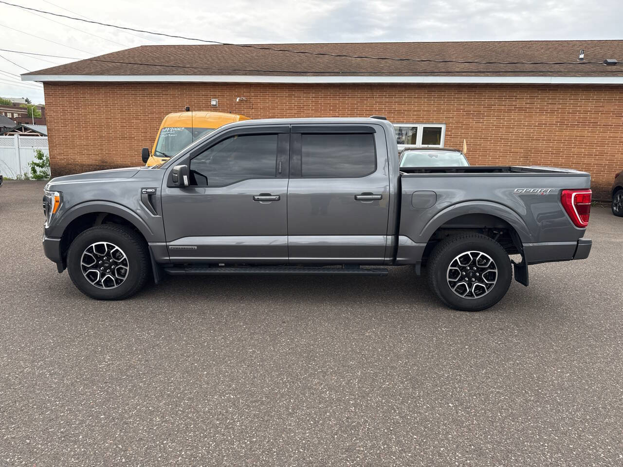 Certified 2021 Ford F150 XLT w/ Equipment Group 302A High image 7