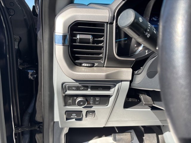 Certified 2021 Ford F150 XLT w/ Equipment Group 302A High image 18