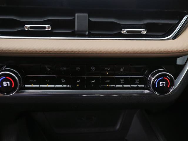 Used 2025 Chevrolet Equinox ACTIV FWD image 22