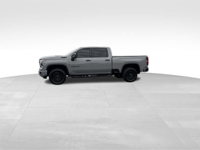 Used 2024 Chevrolet Silverado 2500 LT w/ Z71 Sport Edition image 2