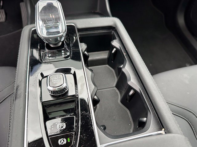 Used 2025 Volvo XC90 B6 Plus AWD/4WD image 44