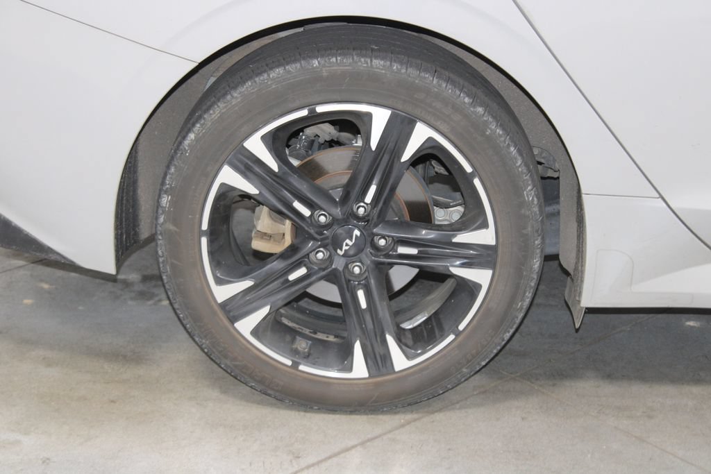 Used 2024 Kia K5 GT-Line w/ GT-Line Premium Package FWD image 13