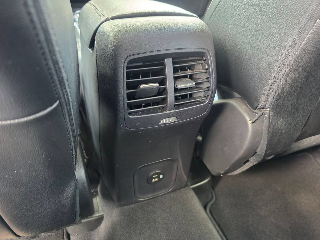 Certified 2022 Ford Escape SEL FWD image 35