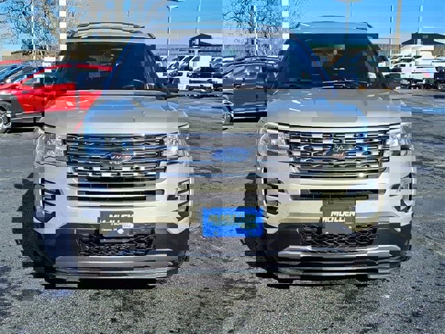 Certified 2017 Ford Explorer XLT w/ Equipment Group 202A image 8