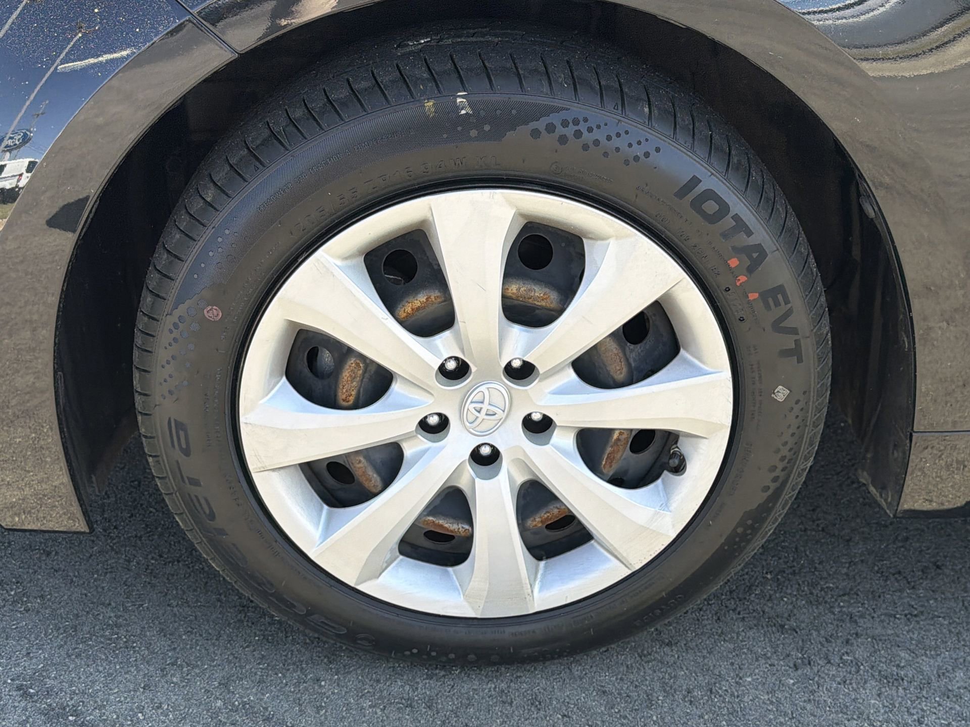 Used 2022 Toyota Corolla LE image 30