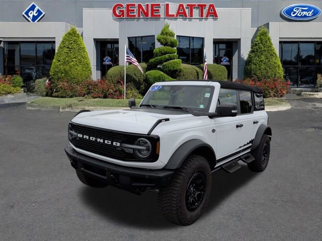 Certified 2024 Ford Bronco Wildtrak AWD/4WD image 3