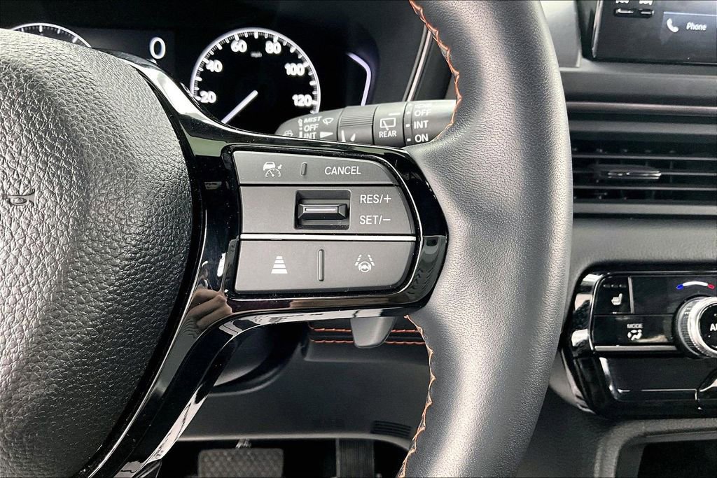 Used 2023 Honda Pilot TrailSport image 19