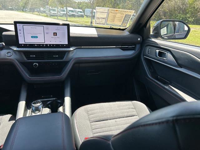 Certified 2025 Ford Explorer ST-Line image 11