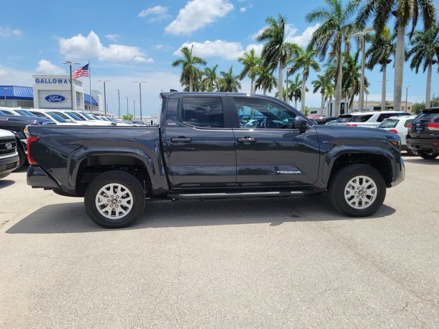 Used 2025 Toyota Tacoma SR5 RWD image 30