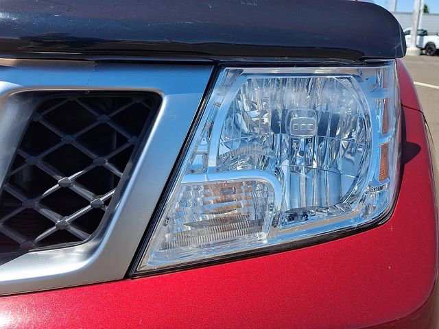 Used 2021 Nissan Frontier SV AWD/4WD image 9
