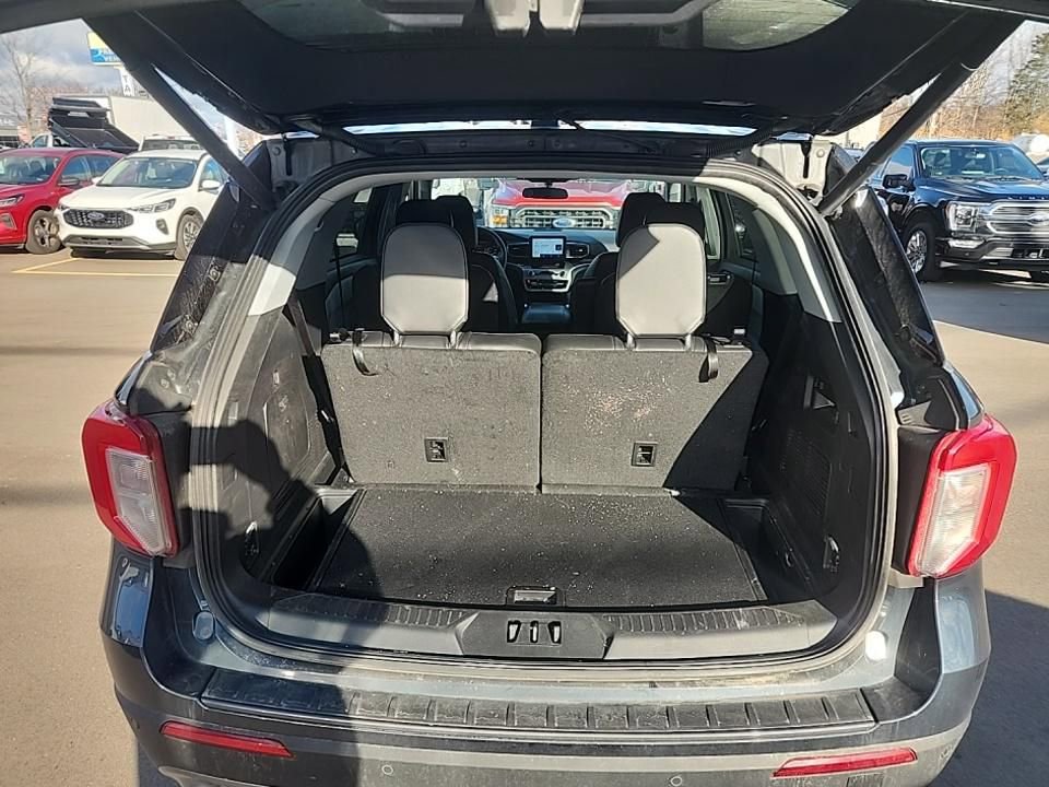 Certified 2023 Ford Explorer XLT w/ Equipment Group 202A image 11