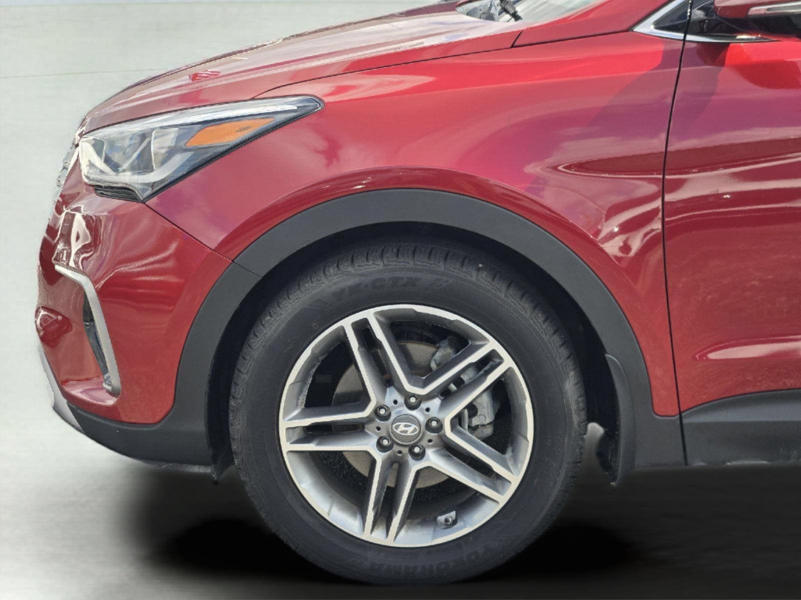 Used 2018 Hyundai Santa Fe FWD image 15