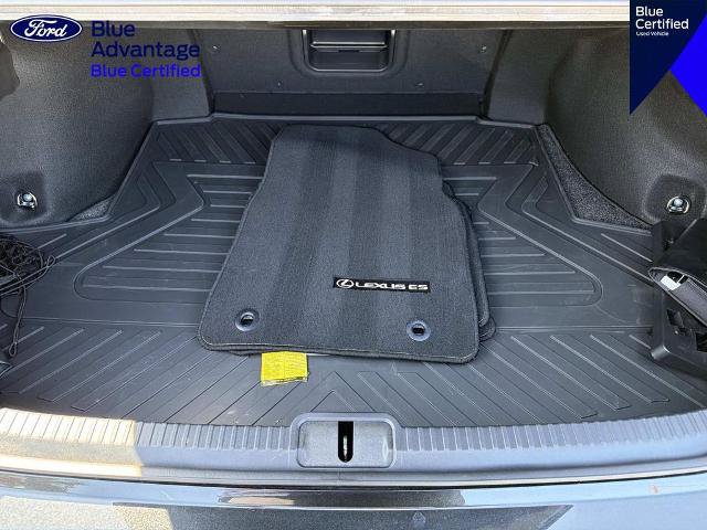 Used 2025 Lexus ES 350 w/ Accessory Package (Z1) FWD image 7