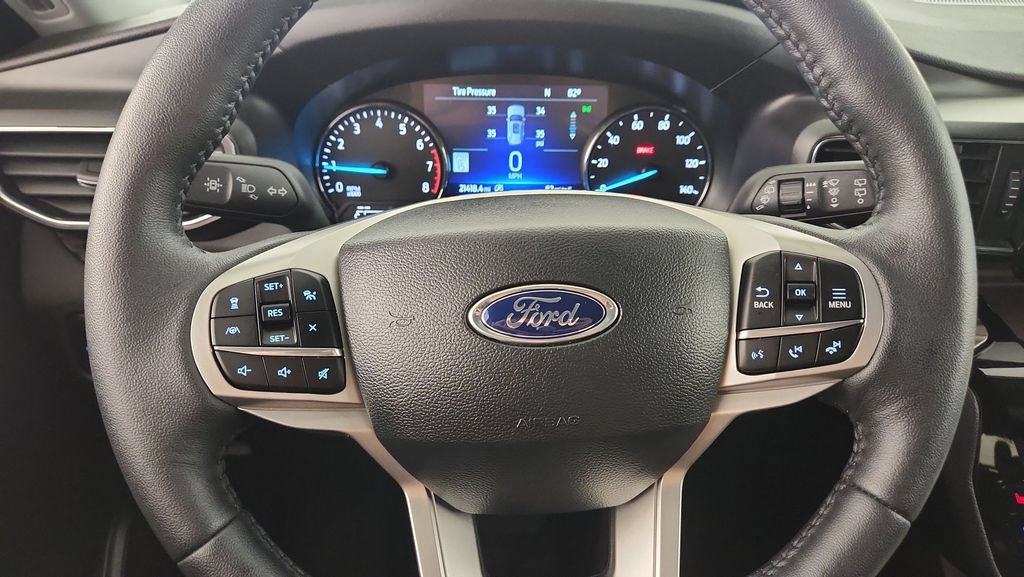 Certified 2024 Ford Explorer Limited w/ Equipment Group 301A AWD/4WD image 13