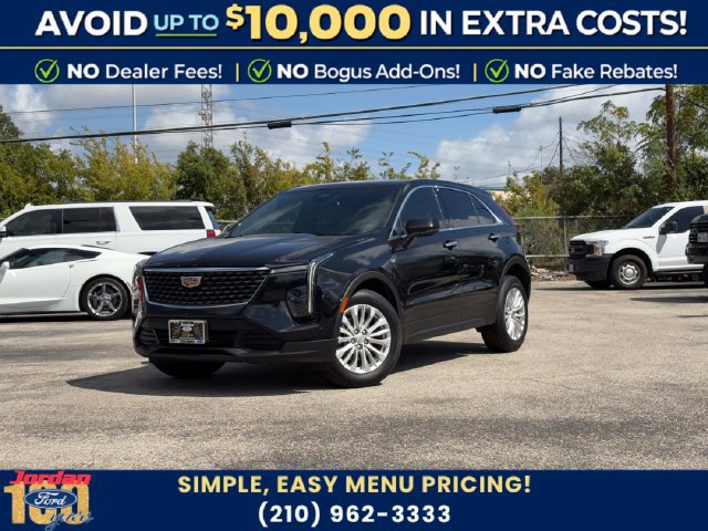 Used 2024 Cadillac XT4 Luxury FWD image 1