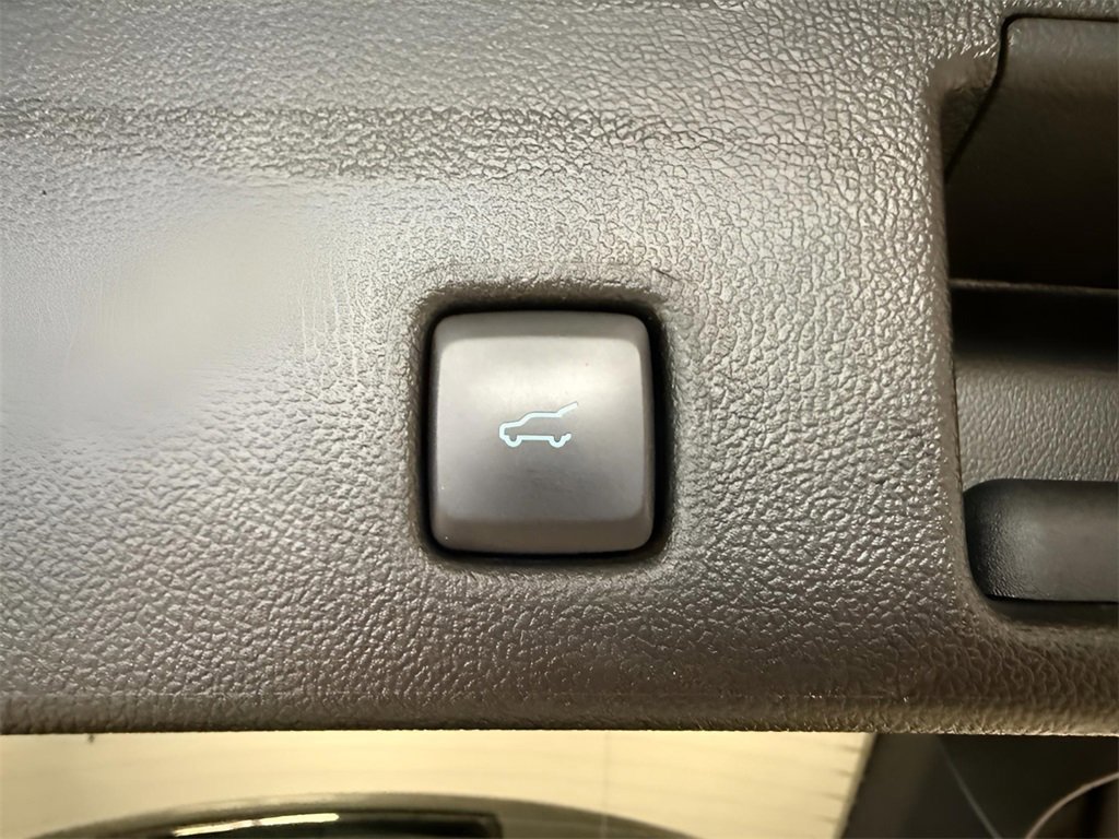 Certified 2022 Ford Escape SEL image 31