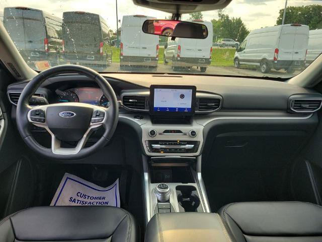Certified 2024 Ford Explorer XLT w/ Equipment Group 202A AWD/4WD image 13