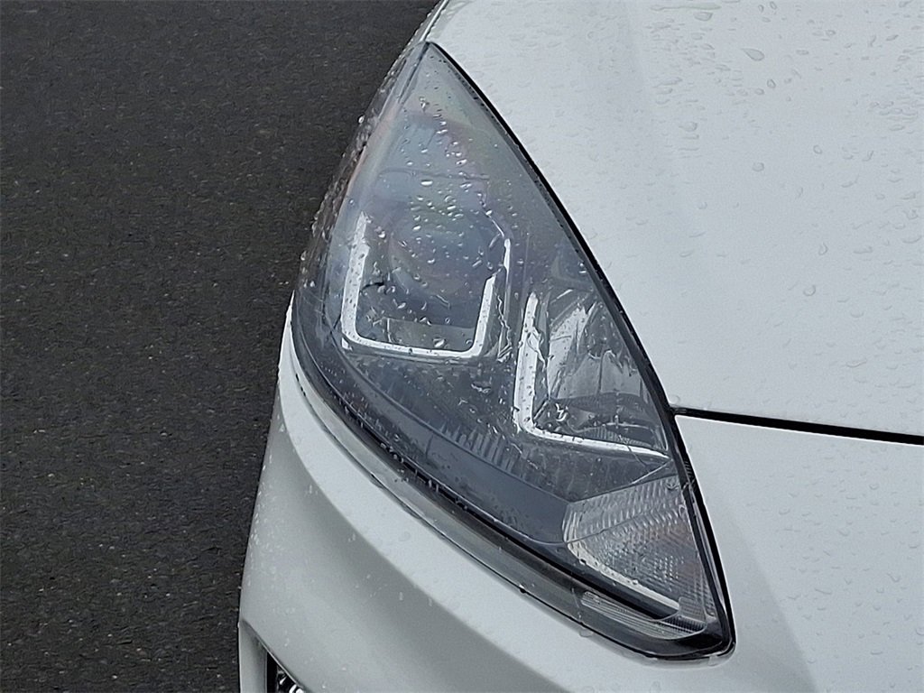 Certified 2020 Ford Escape SEL image 9