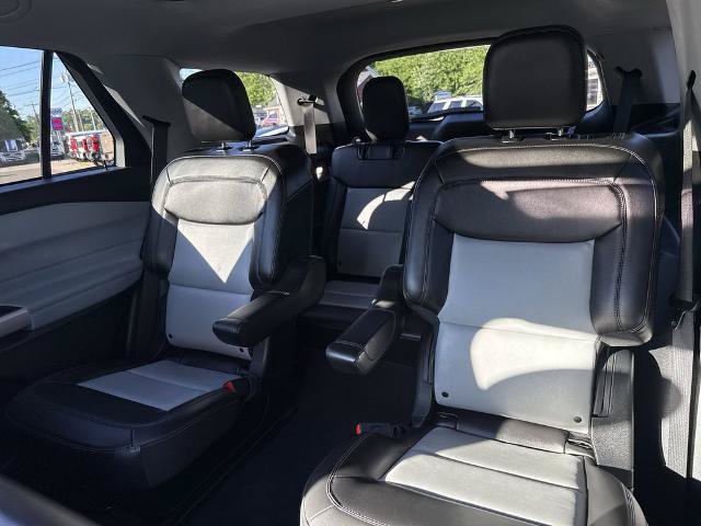 Certified 2023 Ford Explorer XLT w/ Equipment Group 202A AWD/4WD image 23