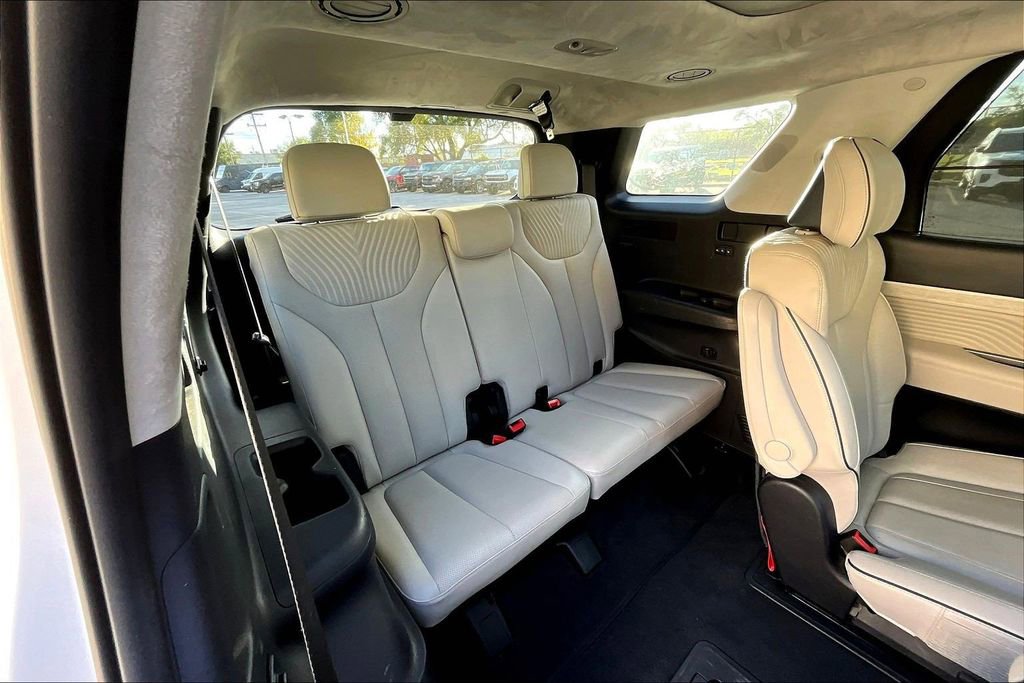 Used 2024 Hyundai Palisade Calligraphy image 27