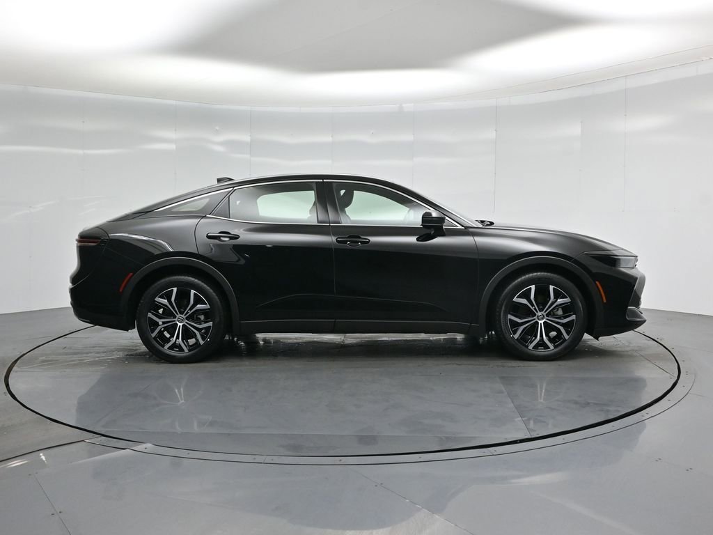 Used 2024 Toyota Crown Limited image 21