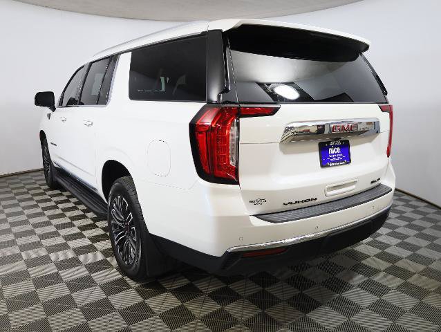 Used 2023 GMC Yukon XL SLT w/ SLT Premium Package AWD/4WD image 6