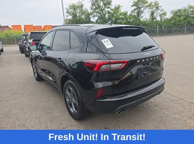 Certified 2024 Ford Escape ST-Line Select w/ Tech Pack #1 AWD/4WD image 3