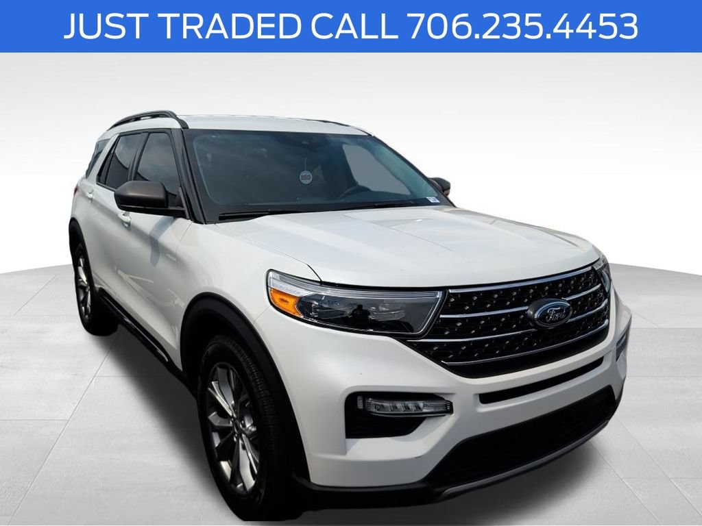 Certified 2024 Ford Explorer XLT w/ Equipment Group 202A RWD image 1