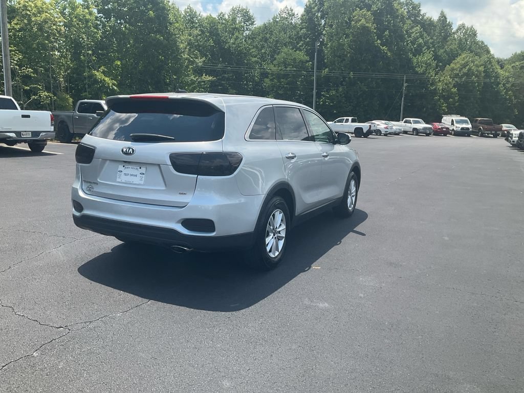 Used 2020 Kia Sorento LX FWD image 5