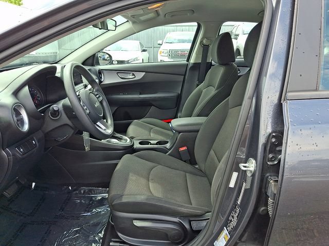 Used 2022 Kia Forte LXS FWD image 13