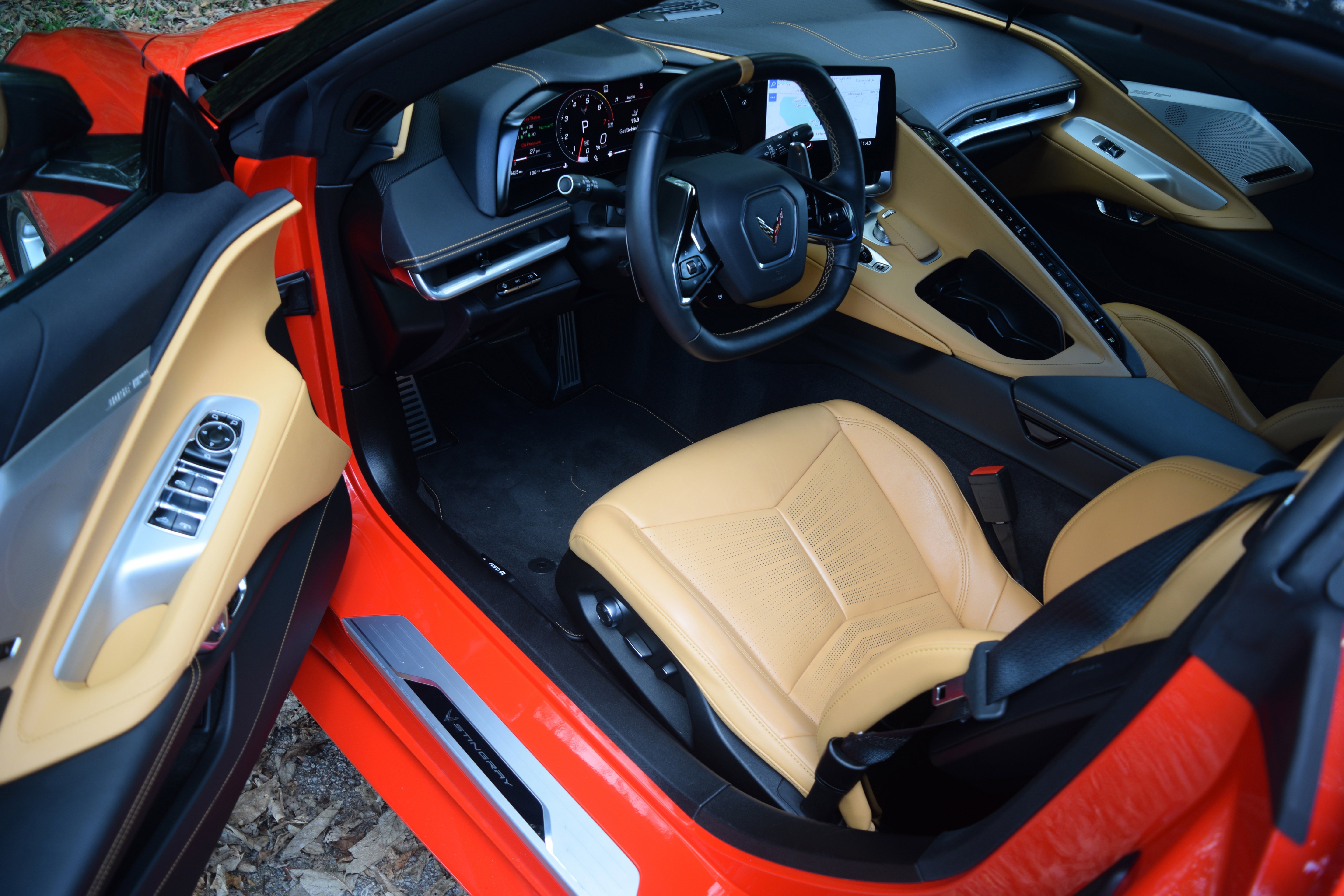 Used 2022 Chevrolet Corvette 2LT w/ Z51 Performance Package image 2