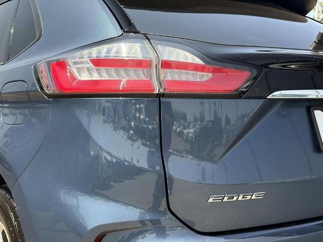 Certified 2019 Ford Edge SE image 8