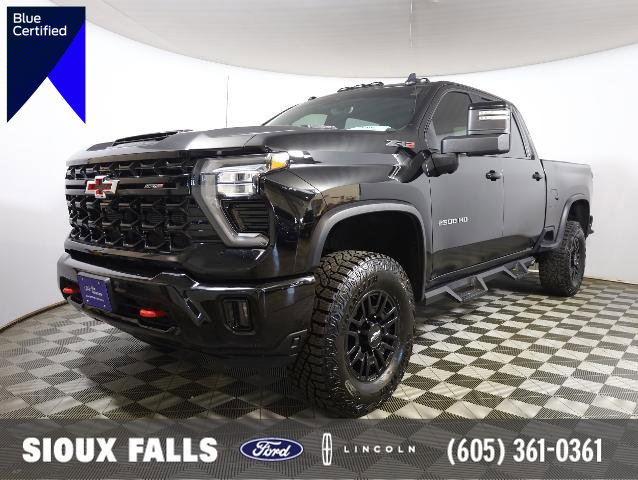 Used 2024 Chevrolet Silverado 2500 ZR2 w/ Technology Package image 1