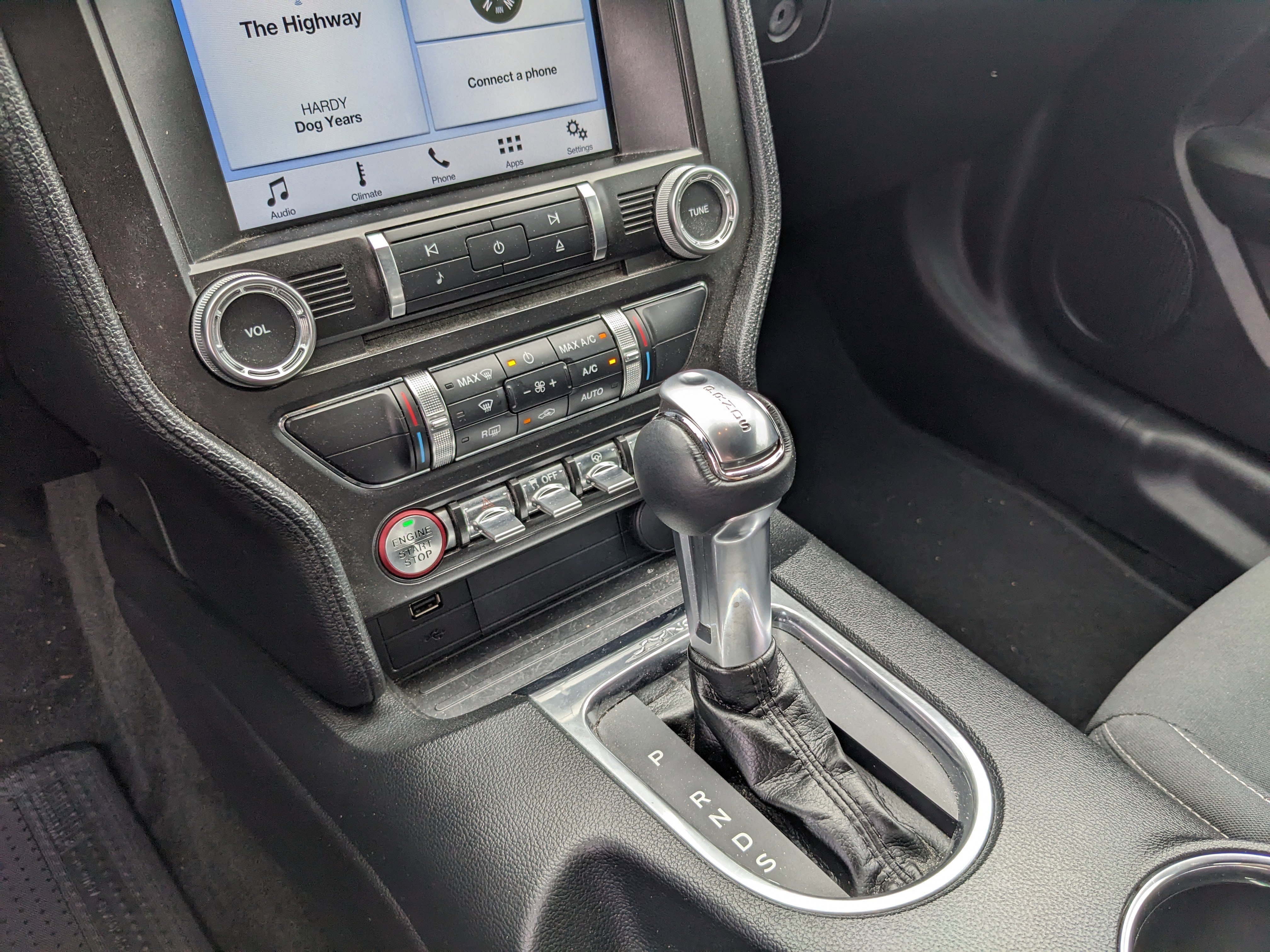 Certified 2018 Ford Mustang Convertible w/ Equipment Group 101A image 23