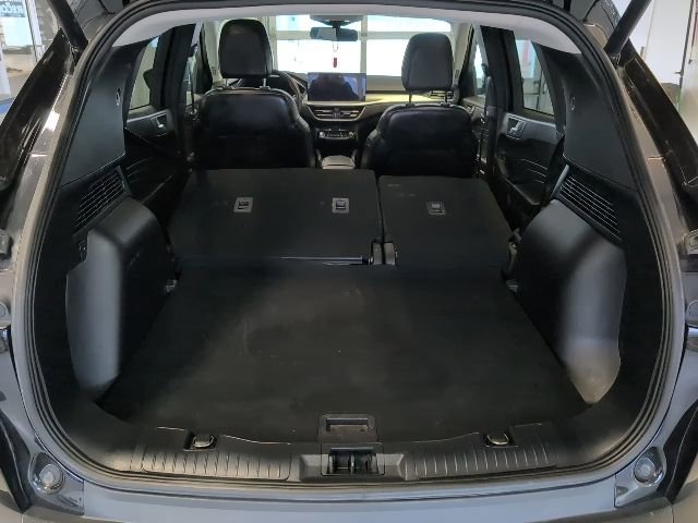 Certified 2023 Ford Escape Platinum image 30