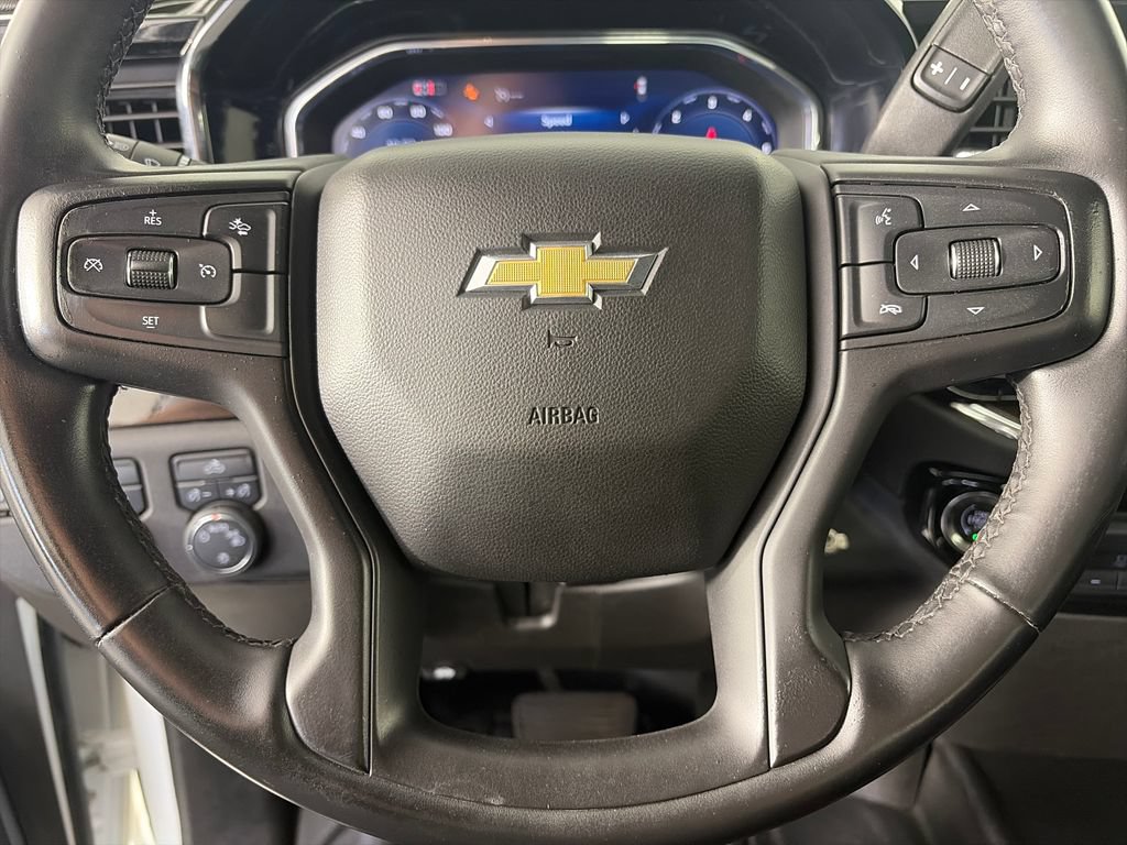 Used 2024 Chevrolet Silverado 3500 LT AWD/4WD image 16