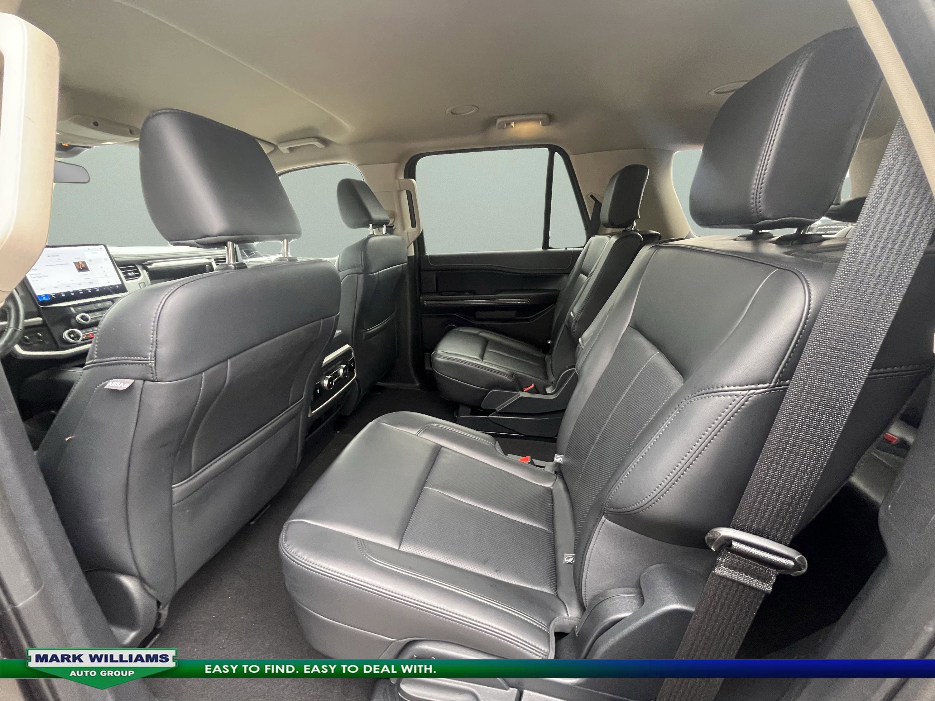Certified 2024 Ford Expedition XLT image 31