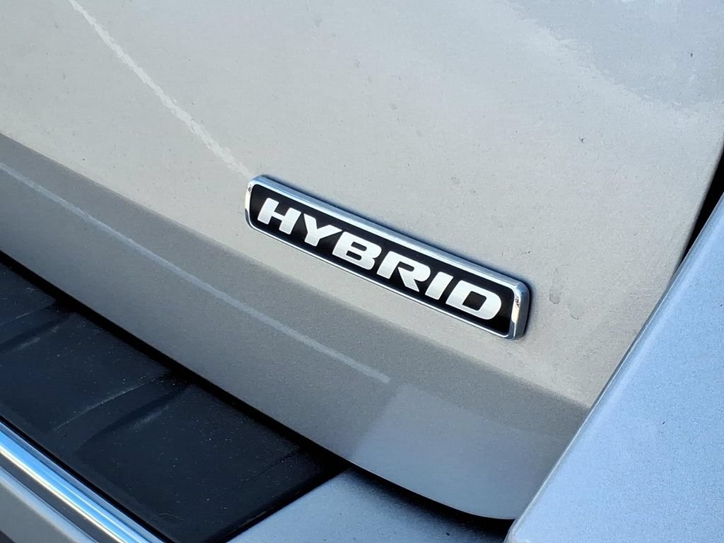 Certified 2021 Ford Explorer Limited w/ Hybrid Equipment Group 310A RWD image 8