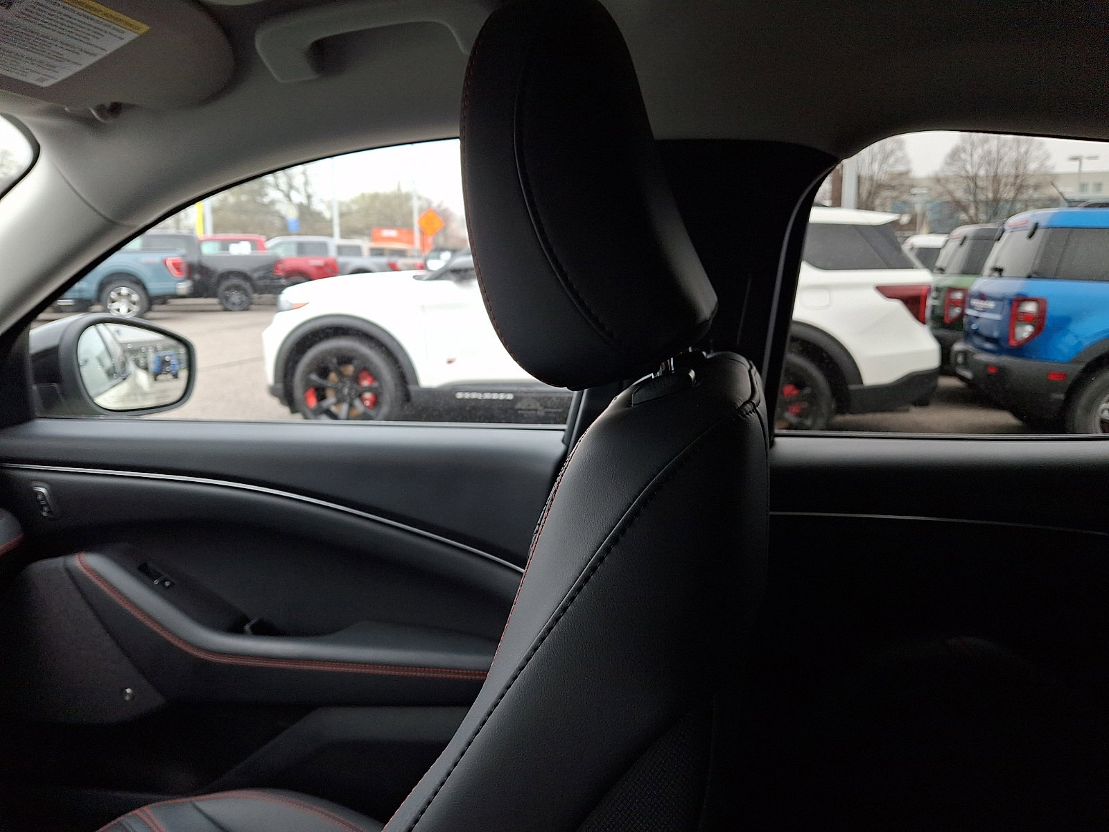 Certified 2025 Ford Mustang Mach-E Premium w/ Sport Appearance Package image 17