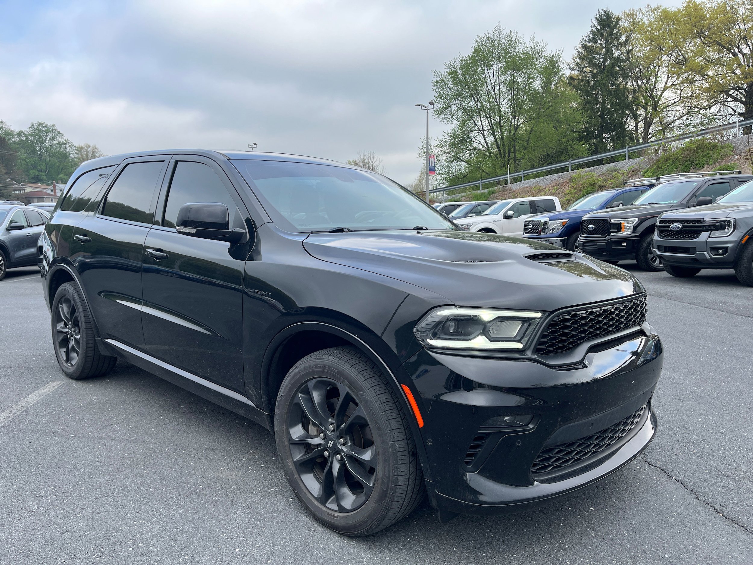 Used 2021 Dodge Durango R/T w/ Blacktop Package AWD/4WD image 3