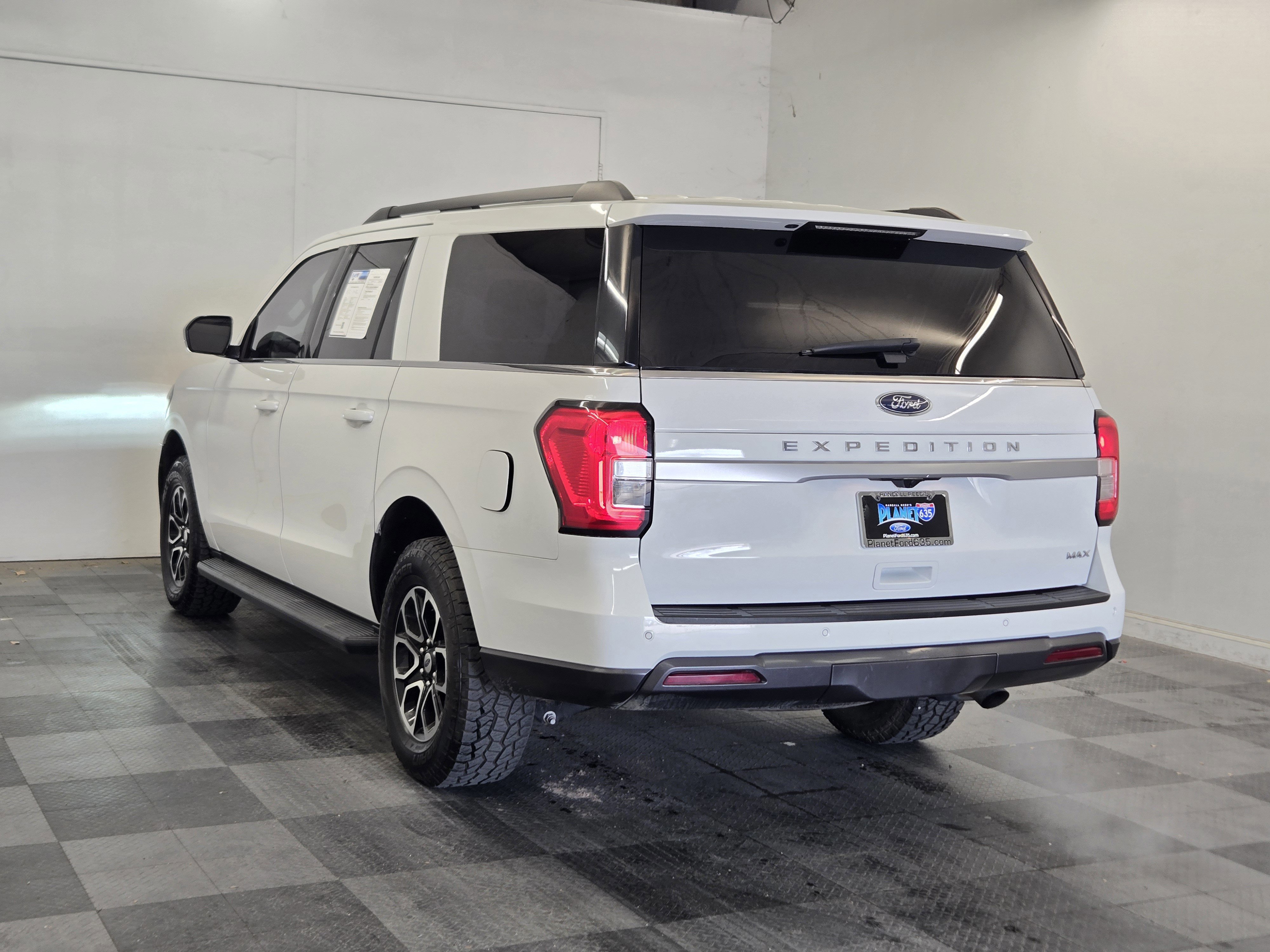 Certified 2023 Ford Expedition Max XL image 2