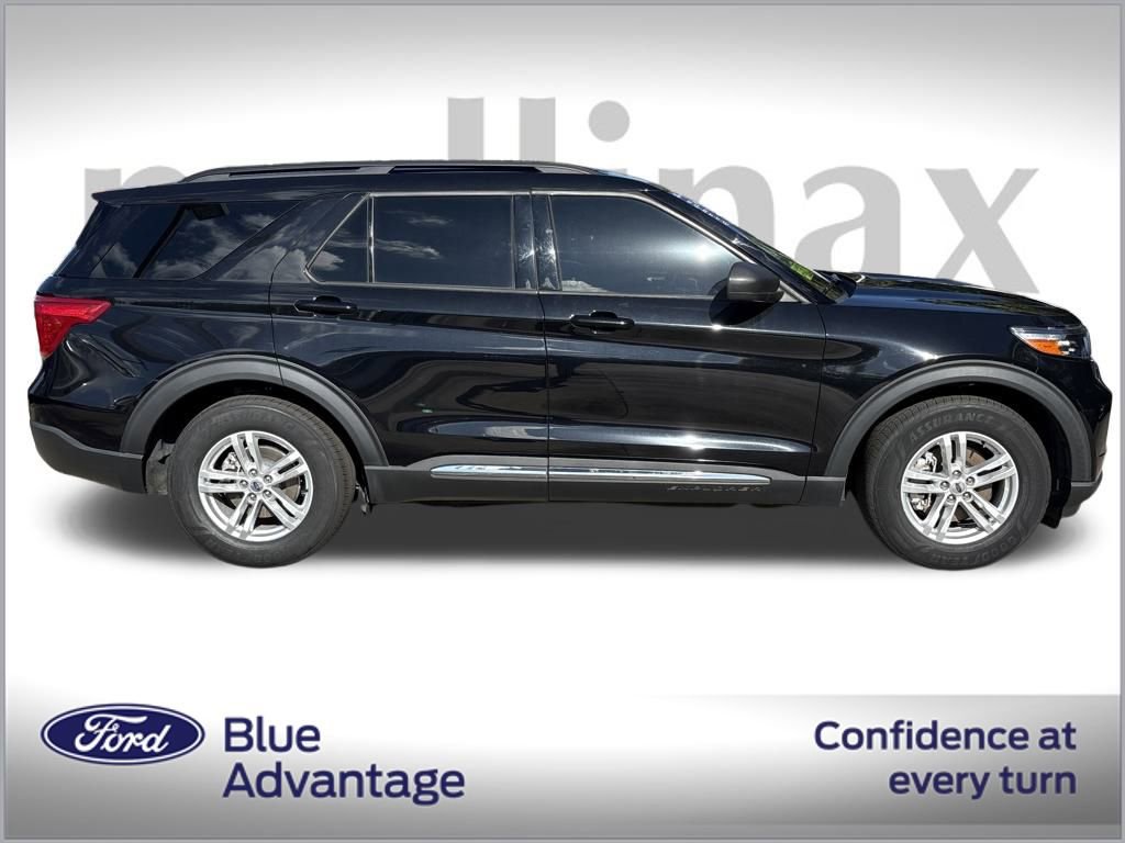 Certified 2023 Ford Explorer XLT w/ Equipment Group 202A image 4