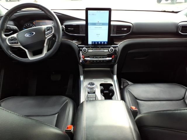 Certified 2023 Ford Explorer Limited w/ Limited Technology Package image 13