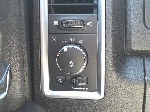 Used 2022 RAM 1500 Classic Warlock AWD/4WD image 23