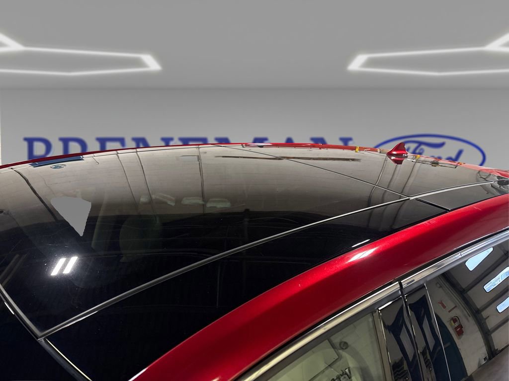 Certified 2019 Ford Edge Titanium w/ Cold Weather Package image 17