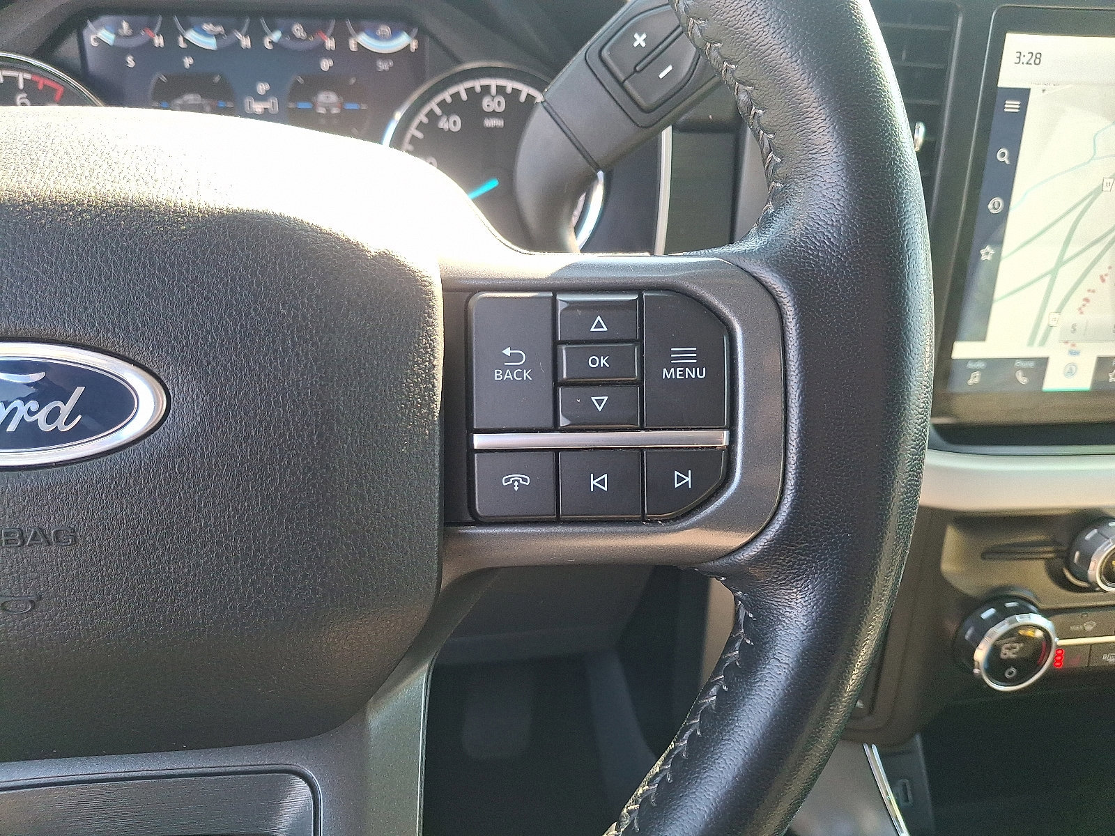 Certified 2021 Ford F150 XLT w/ Equipment Group 302A High image 22